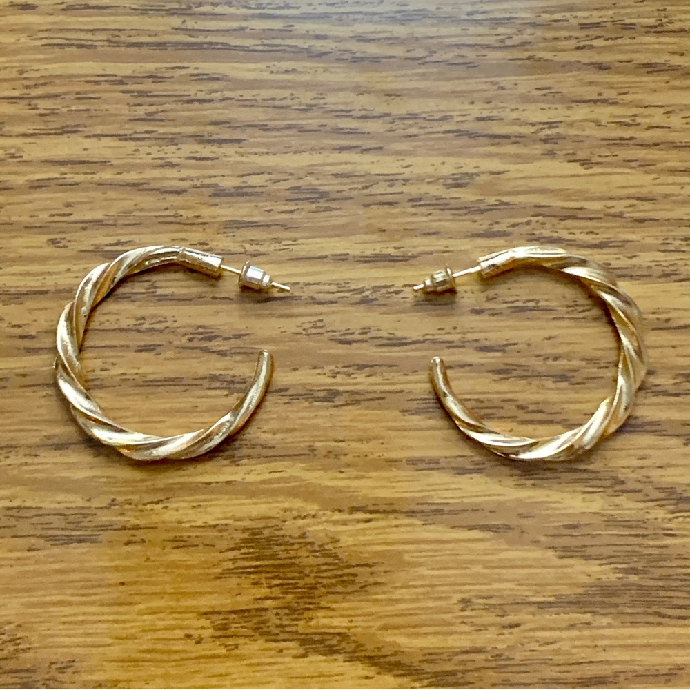 Twisted Gold Hoop Earrings